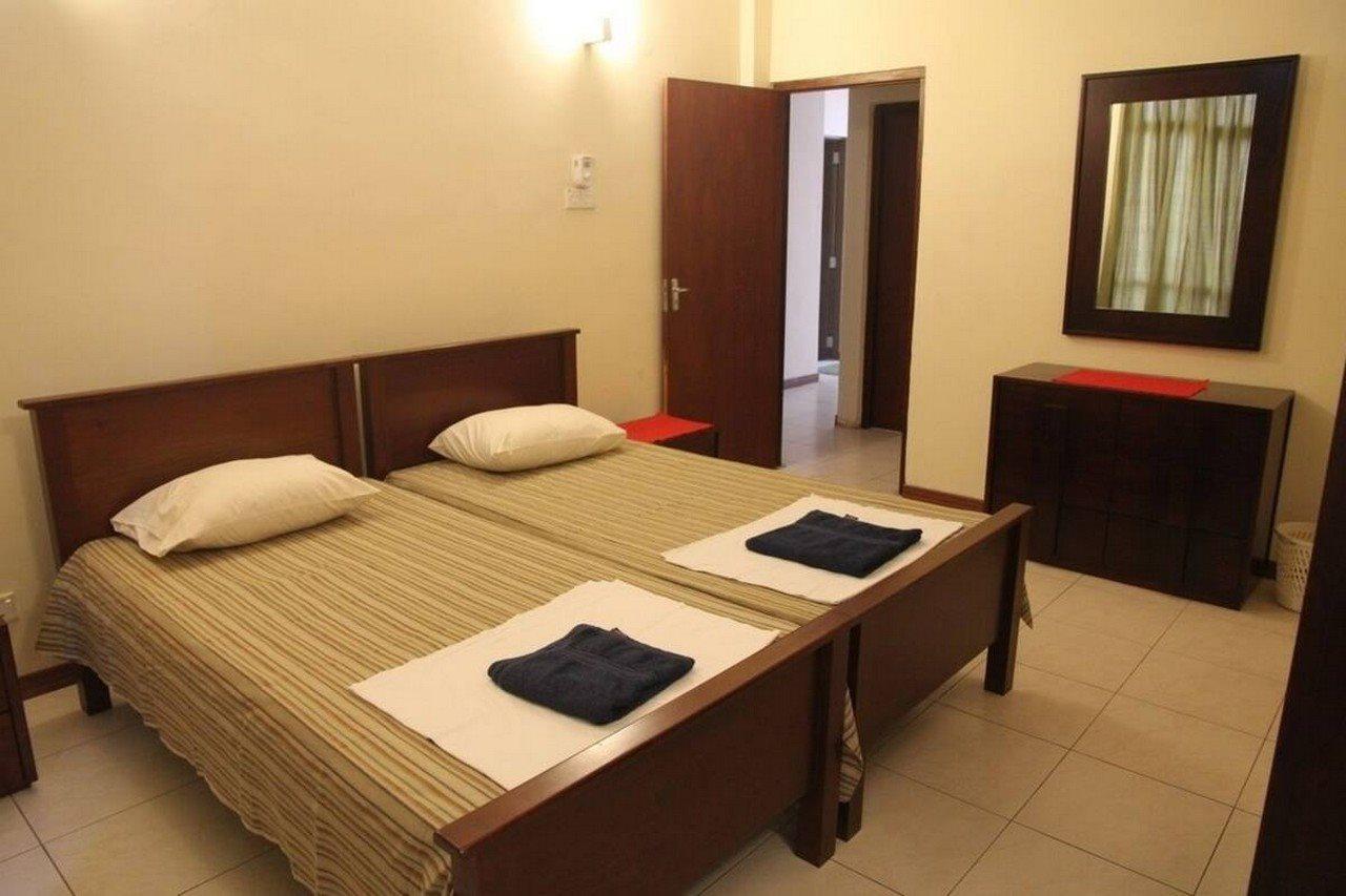 Palmyrah Residencies Hotel Коломбо Екстериор снимка