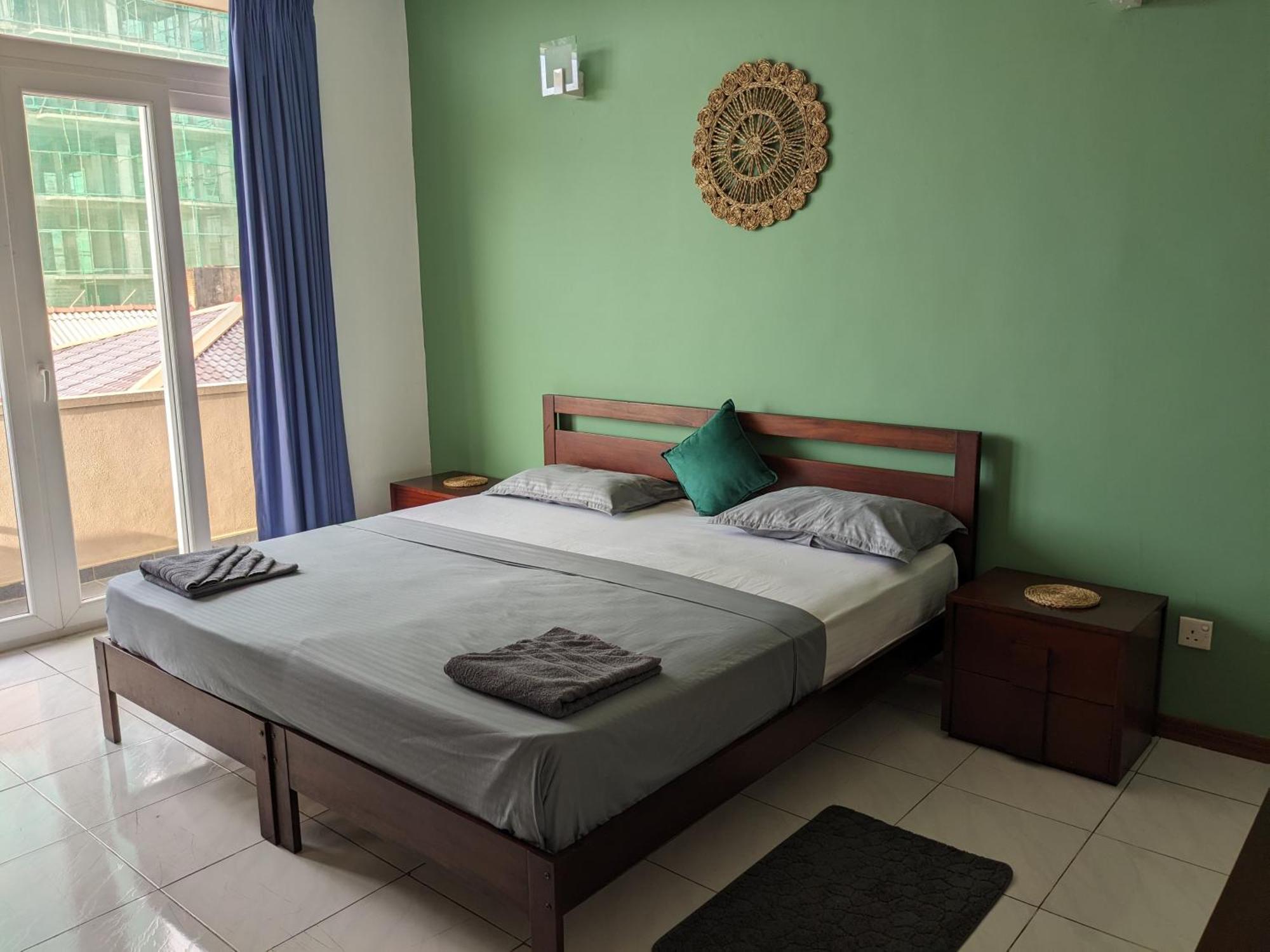 Palmyrah Residencies Hotel Коломбо Екстериор снимка