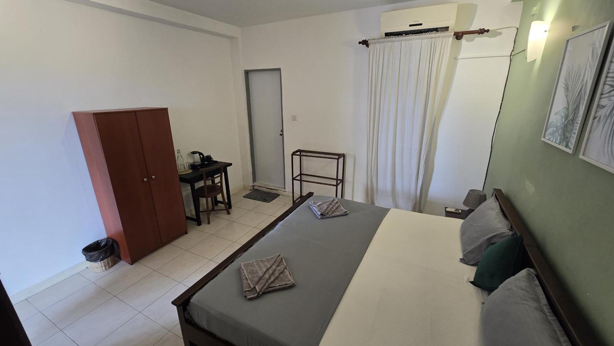 Palmyrah Residencies Hotel Коломбо Екстериор снимка